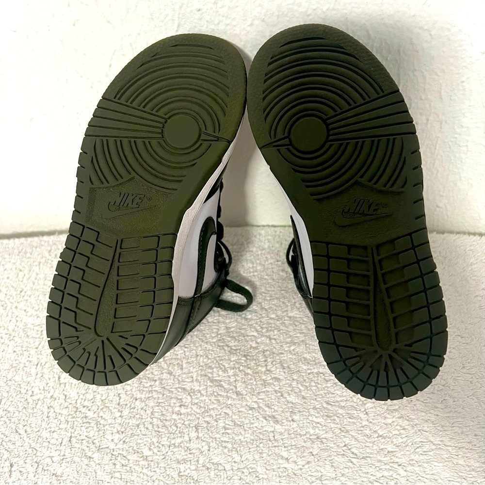Nike Dunk High (PS) Casual Kids Size 12.5C Shoe White Cargo Khaki DD2314-105 EUC - Picture 6 of 8